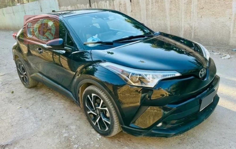 تويوتا سي اتش ار